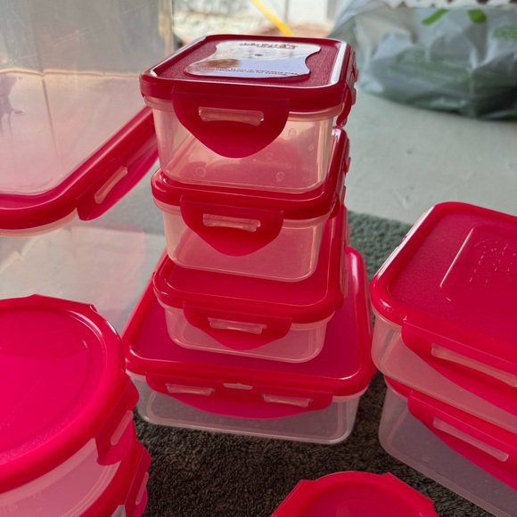 Lock & Lock Pink Food Storage Container Set of 11 - Picture 4 of 14